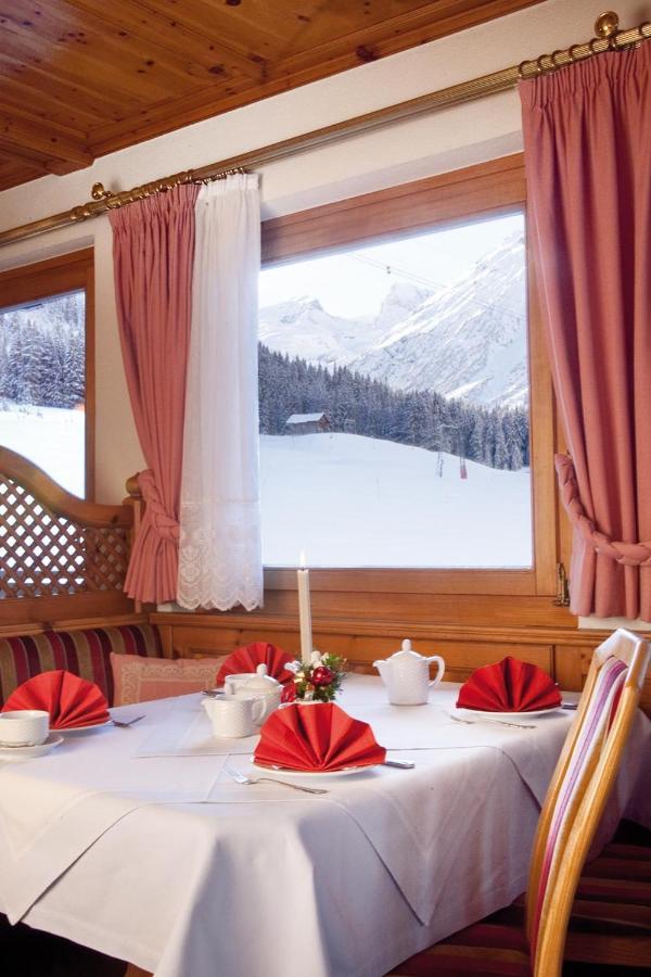 Hotel Kristall ليش ام ارلبرغ المظهر الخارجي الصورة